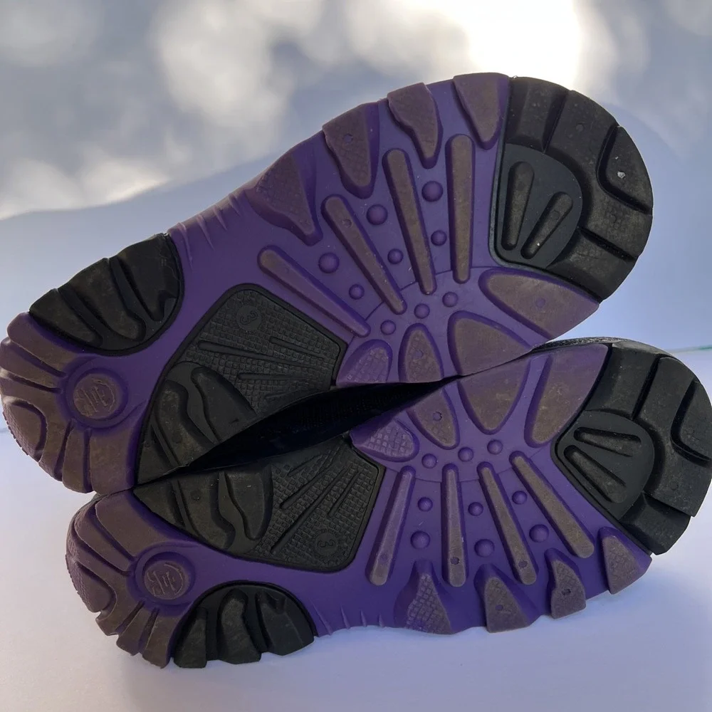 Kamik excellent worn